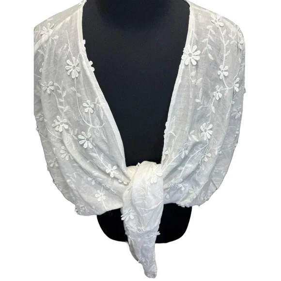 House of Harlow 1960 White Daisy Cotton Tie-Front Shrug Cover-Up One Size - Picture 3 of 8